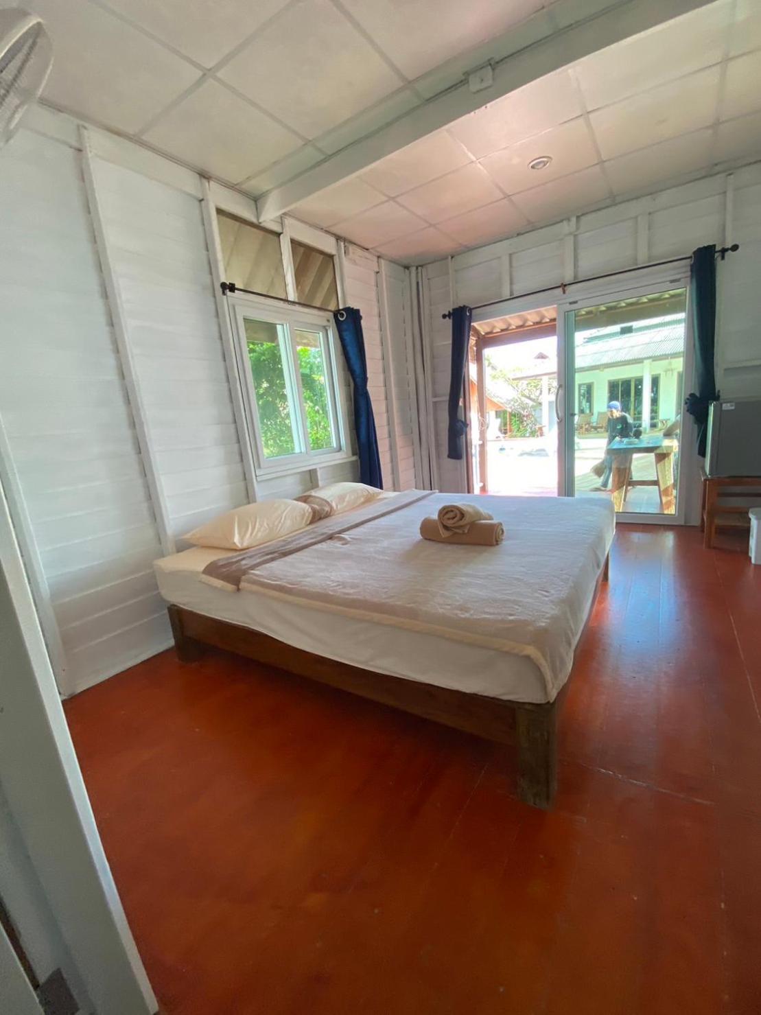 Sunrise House Hotel Ко Яо Ной Екстериор снимка